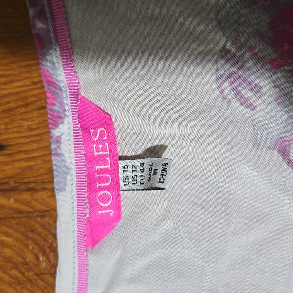 Joules Gray and Pink Floral Women's Blouse Sz 12 - Picture 2 of 4